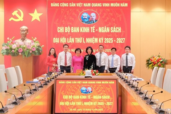 Đại hội Chi bộ Ban Kinh tế - Ngân sách lần thứ I, nhiệm kỳ 2025 - 2027