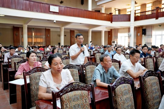 Đại biểu HĐND Thành phố tiếp xúc cử tri thị xã Sơn Tây