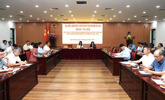 Đại biểu HĐND Thành phố tiếp xúc cử tri quận Cầu Giấy